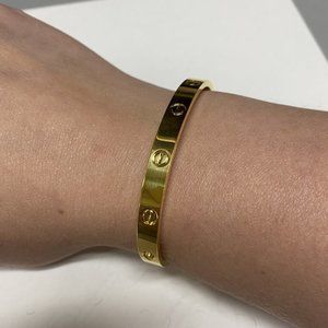 Cartier Love Gold bracelet size 17